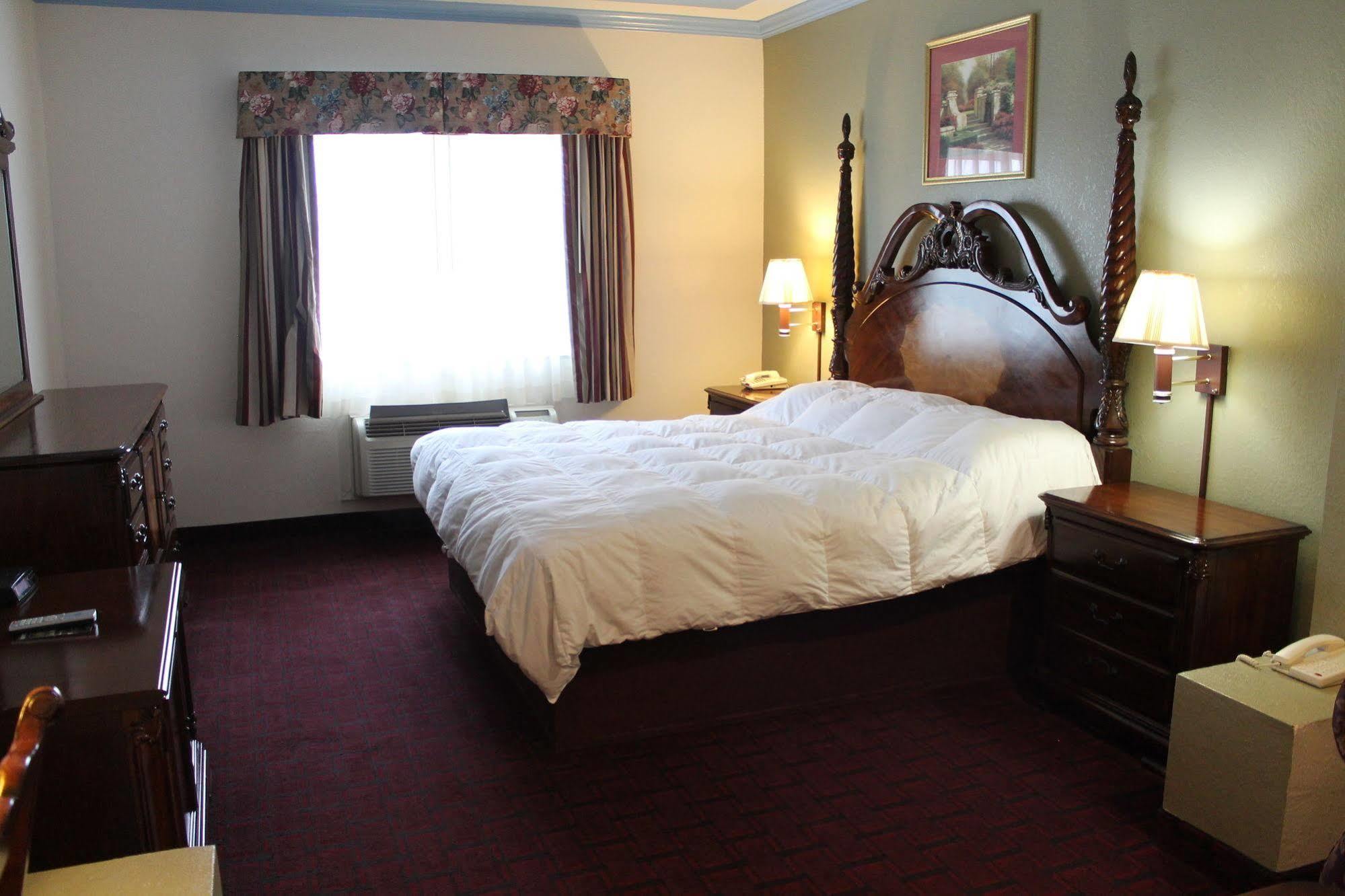 Baymont By Wyndham Texas City Esterno foto